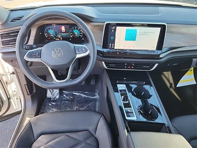 new 2025 Volkswagen Atlas car, priced at $44,303