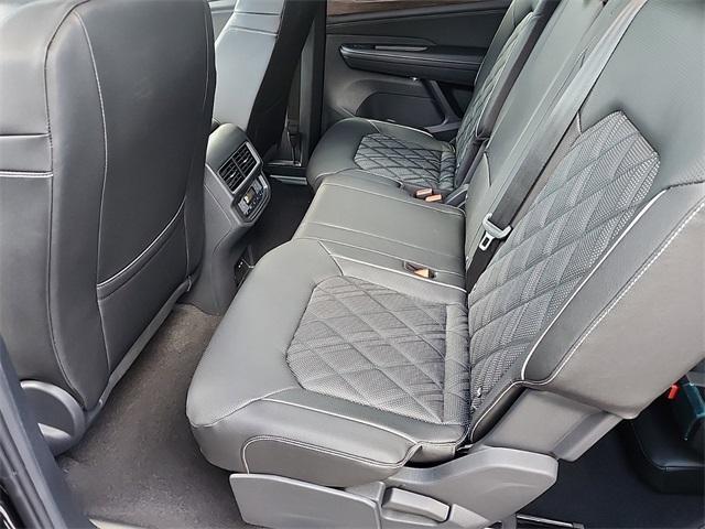 new 2025 Volkswagen Atlas car, priced at $50,374