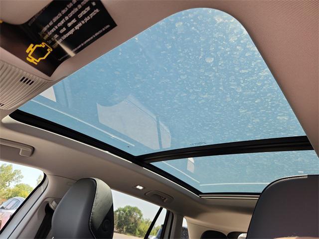 new 2025 Volkswagen Tiguan car, priced at $34,260