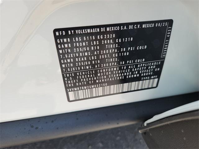 new 2025 Volkswagen Tiguan car, priced at $34,260