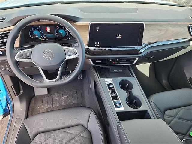 new 2025 Volkswagen Atlas car, priced at $37,702