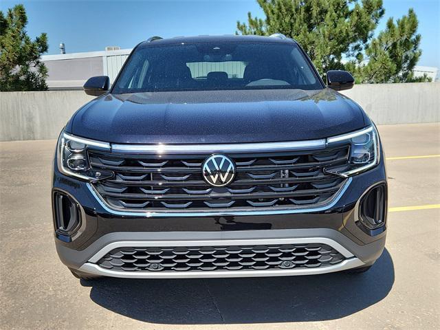 new 2026 Volkswagen Atlas Cross Sport car, priced at $39,593