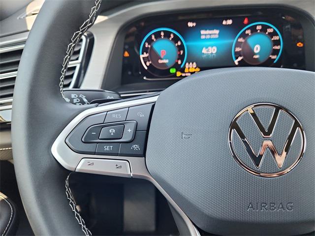 new 2026 Volkswagen Atlas Cross Sport car, priced at $39,593