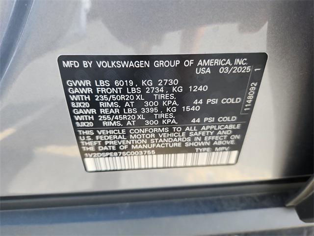 new 2025 Volkswagen ID.4 car, priced at $44,251