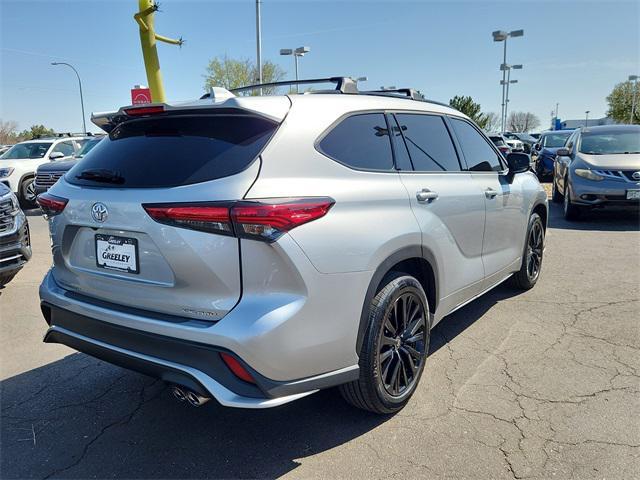 used 2023 Toyota Highlander car, priced at $41,999