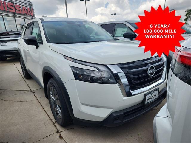new 2025 Nissan Pathfinder car, priced at $37,684