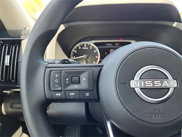 new 2025 Nissan Pathfinder car, priced at $37,684
