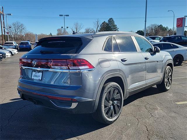 new 2025 Volkswagen Atlas Cross Sport car, priced at $43,808