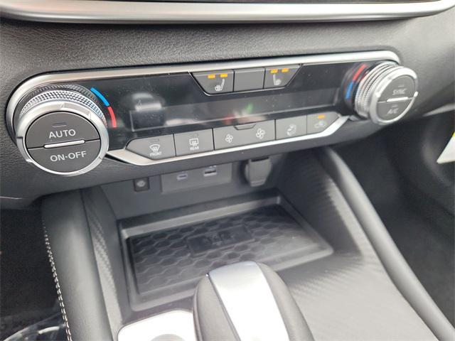 new 2025 Nissan Altima car, priced at $30,224