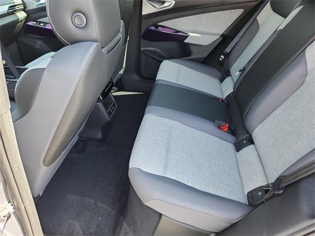 new 2025 Volkswagen ID.4 car, priced at $40,960
