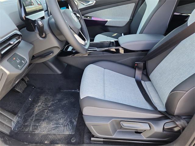 new 2025 Volkswagen ID.4 car, priced at $40,960