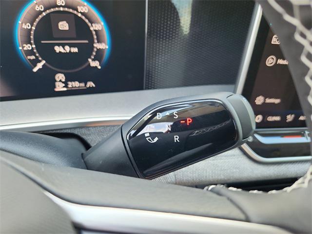 new 2025 Volkswagen Tiguan car, priced at $31,966
