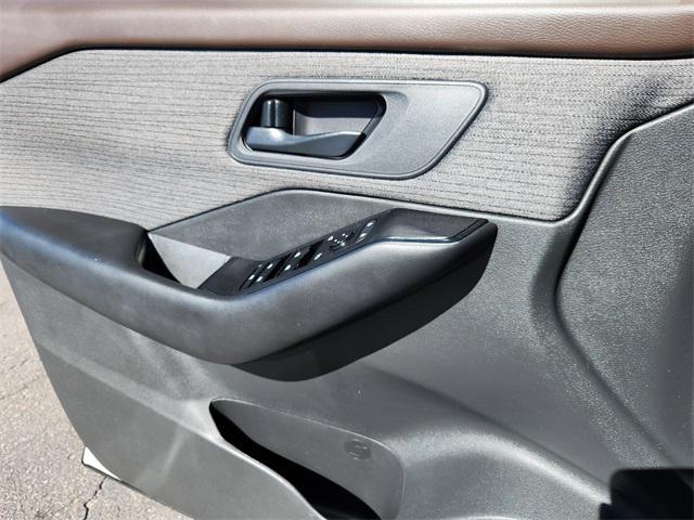 used 2023 Nissan Rogue car, priced at $21,249