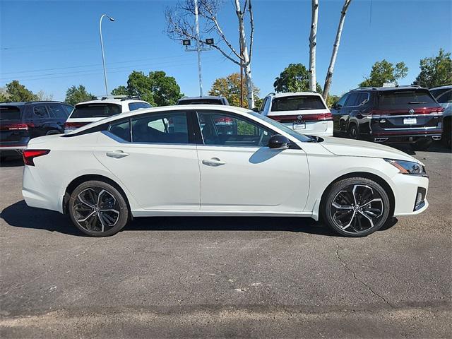 new 2025 Nissan Altima car, priced at $30,552