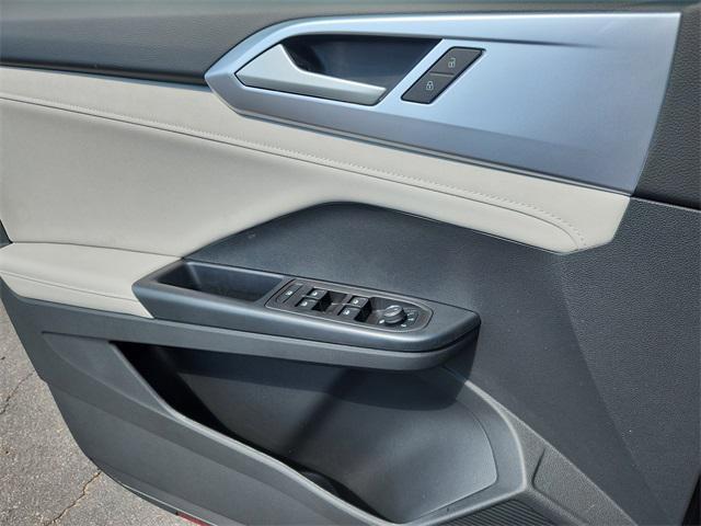 new 2025 Volkswagen Taos car, priced at $29,174