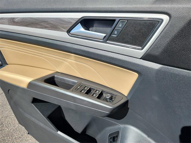 used 2022 Volkswagen Atlas Cross Sport car, priced at $25,747