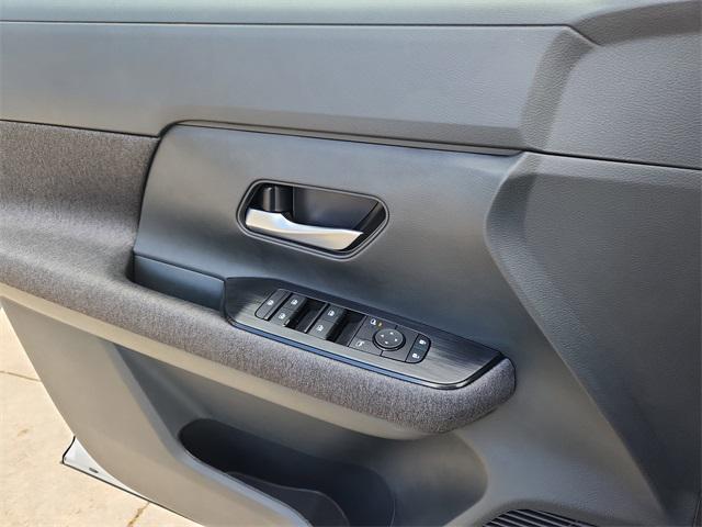 new 2025 Nissan Kicks car, priced at $25,901