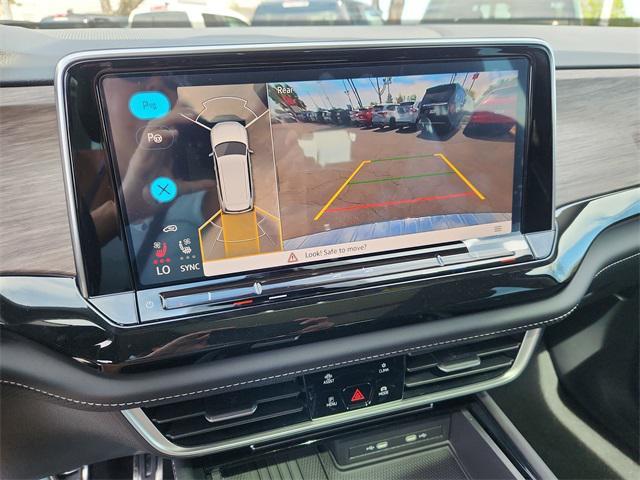 new 2025 Volkswagen Atlas car, priced at $53,221