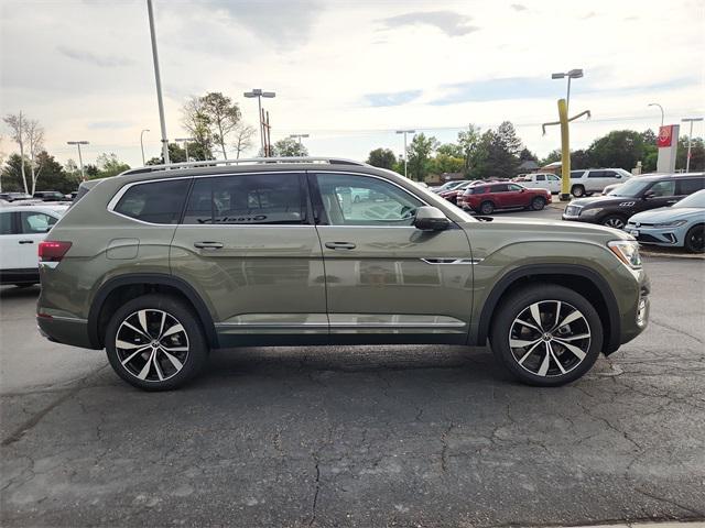 new 2025 Volkswagen Atlas car, priced at $49,084
