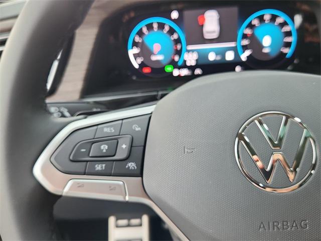 new 2025 Volkswagen Atlas car, priced at $49,084