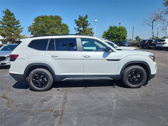 new 2024 Volkswagen Atlas car, priced at $46,355