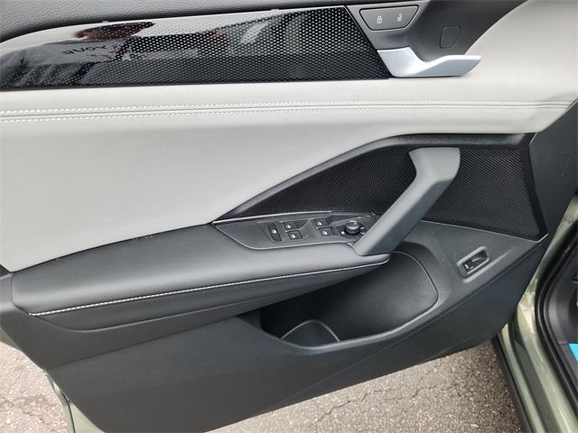 new 2025 Volkswagen Tiguan car, priced at $37,742