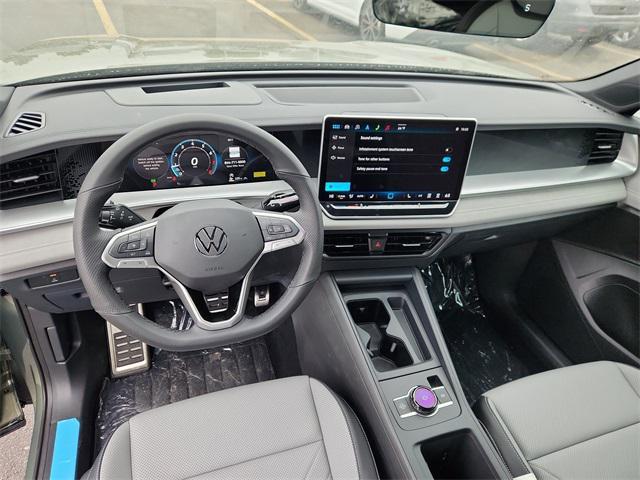 new 2025 Volkswagen Tiguan car, priced at $37,742