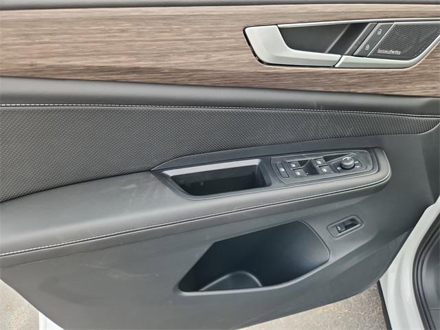 new 2026 Volkswagen Atlas car, priced at $55,738