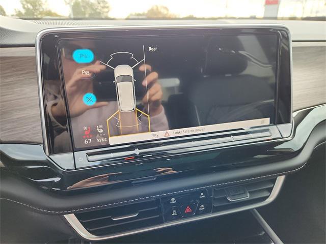 new 2026 Volkswagen Atlas car, priced at $55,738