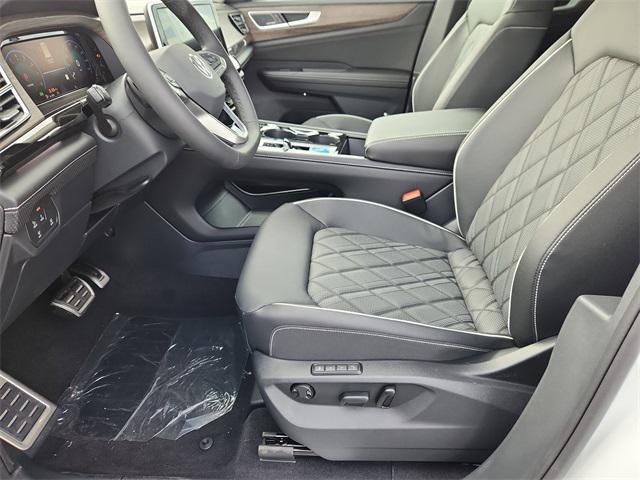 new 2026 Volkswagen Atlas car, priced at $55,738