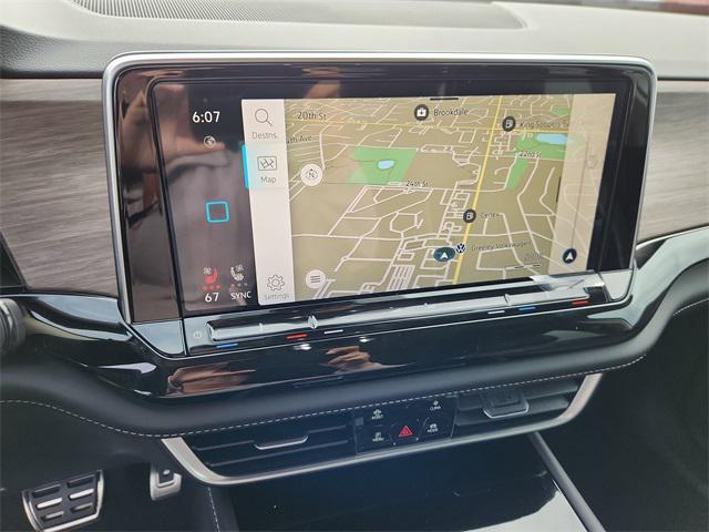 new 2026 Volkswagen Atlas car, priced at $55,738