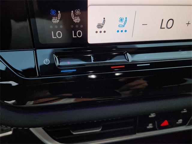 new 2026 Volkswagen Atlas Cross Sport car, priced at $50,856