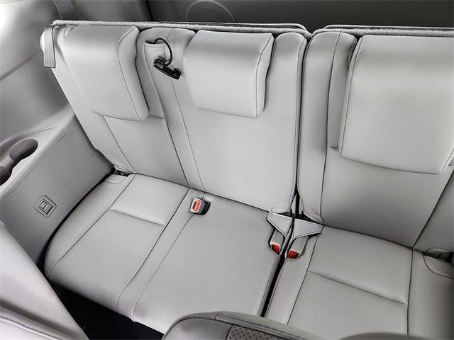 used 2019 Toyota Highlander car, priced at $25,737