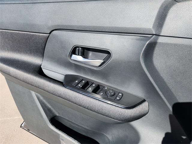 new 2026 Nissan Kicks car, priced at $26,431