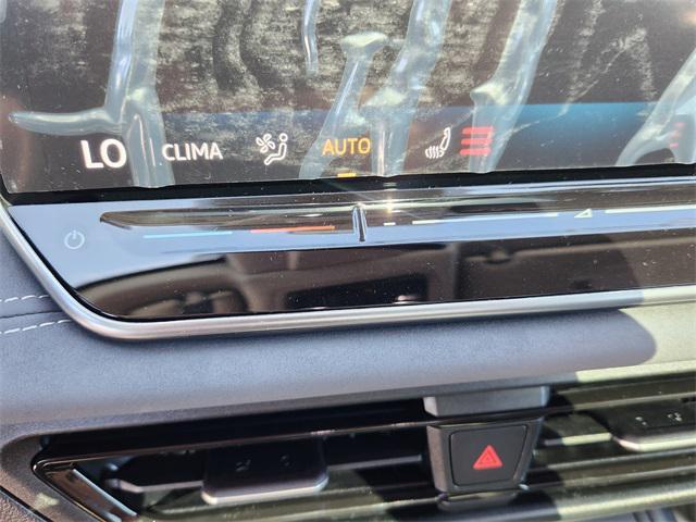 new 2025 Volkswagen Tiguan car, priced at $34,225