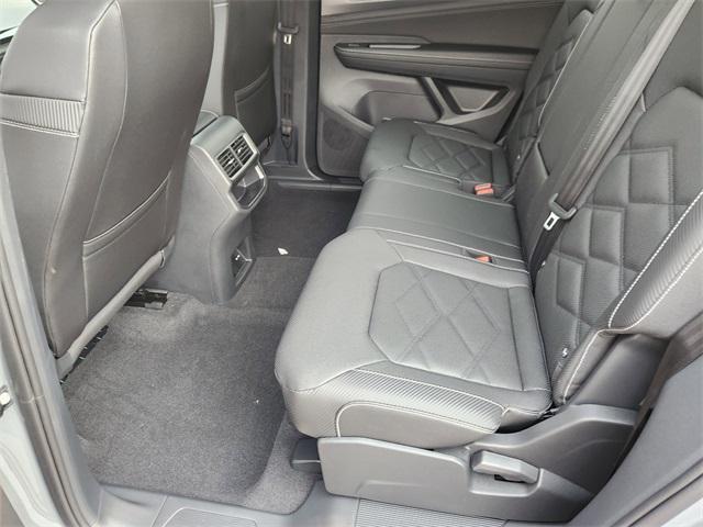 new 2026 Volkswagen Atlas Cross Sport car, priced at $46,447