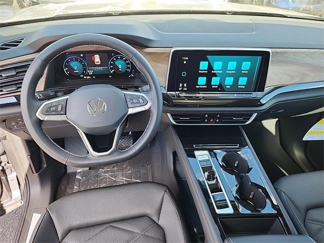 new 2025 Volkswagen Atlas car, priced at $44,043