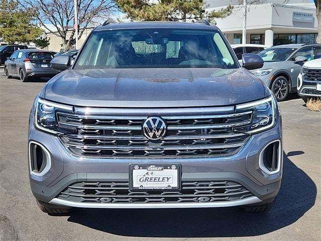 new 2025 Volkswagen Atlas car, priced at $44,043