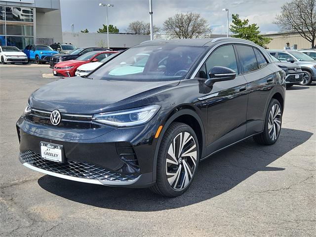 new 2025 Volkswagen ID.4 car, priced at $52,443