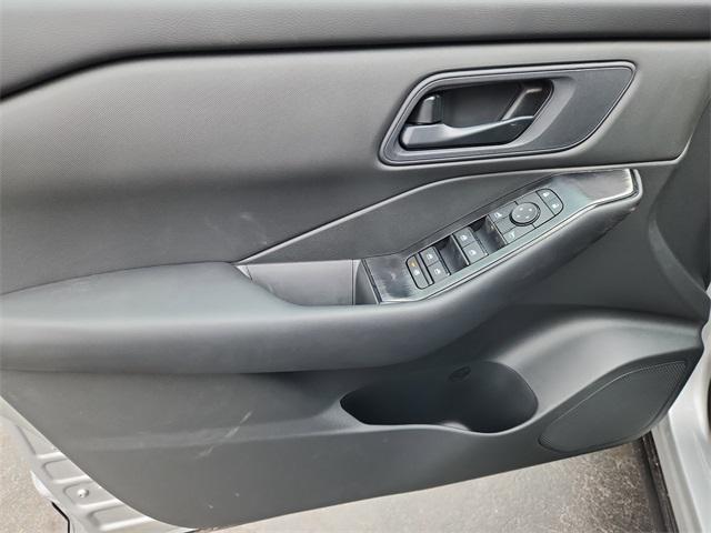 new 2025 Nissan Rogue car, priced at $30,500