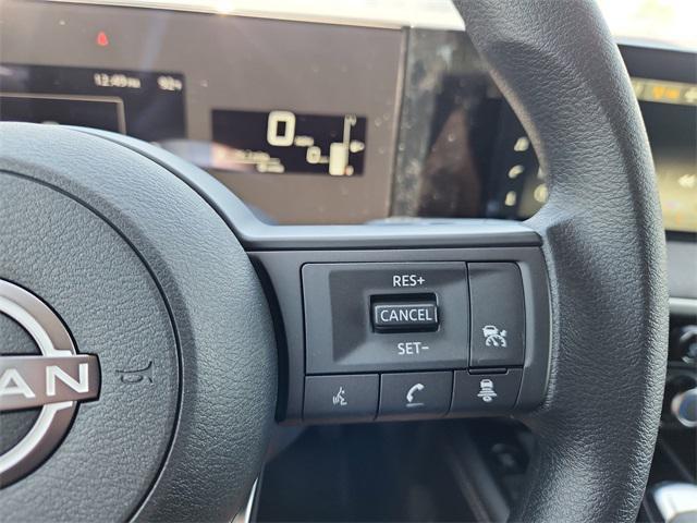 new 2025 Nissan Kicks car, priced at $26,343