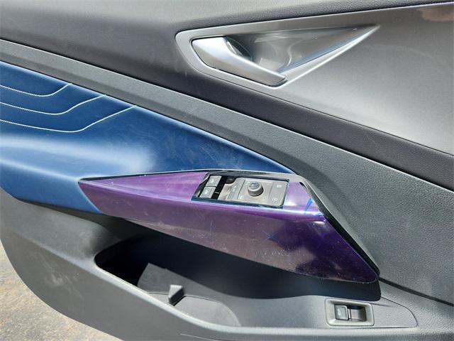 new 2025 Volkswagen ID.4 car, priced at $52,443