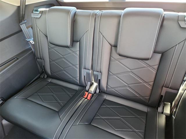 new 2026 Volkswagen Atlas car, priced at $46,557
