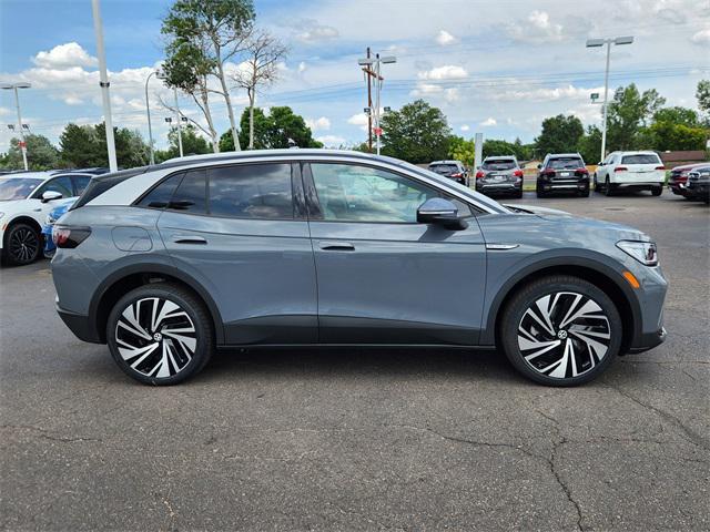 new 2025 Volkswagen ID.4 car, priced at $48,943
