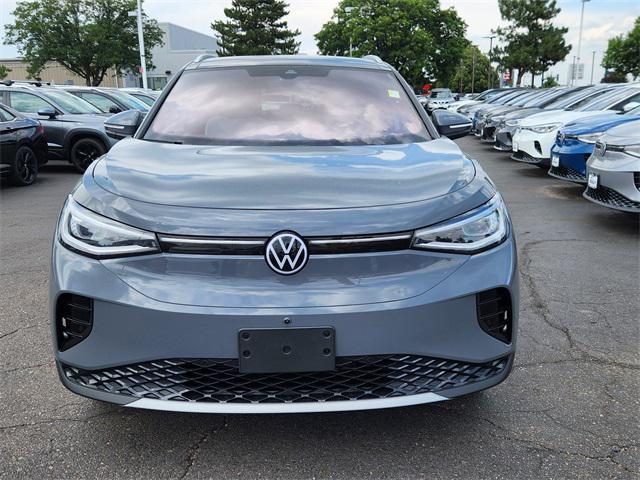 new 2025 Volkswagen ID.4 car, priced at $48,943