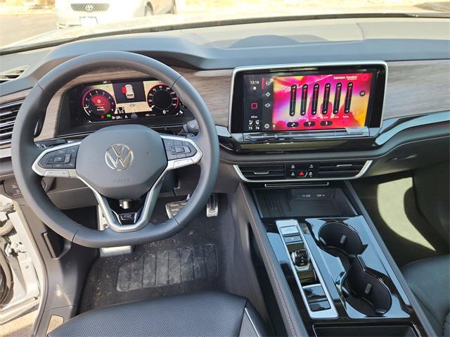new 2025 Volkswagen Atlas car, priced at $52,151