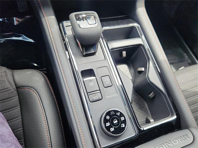new 2025 Nissan Pathfinder car, priced at $43,260