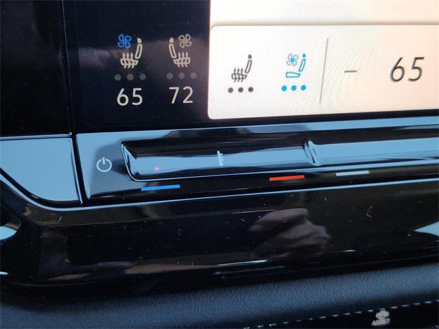 new 2026 Volkswagen Atlas car, priced at $45,960