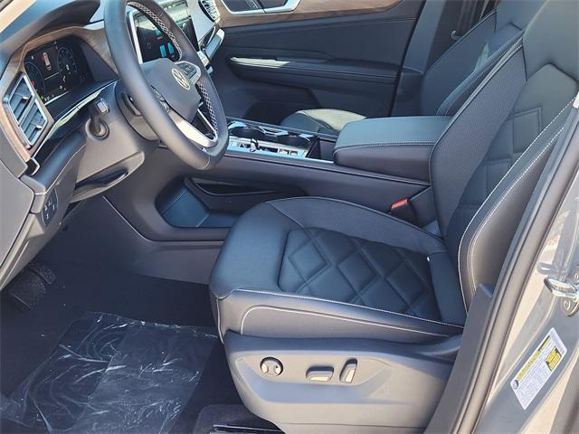 new 2026 Volkswagen Atlas car, priced at $45,960