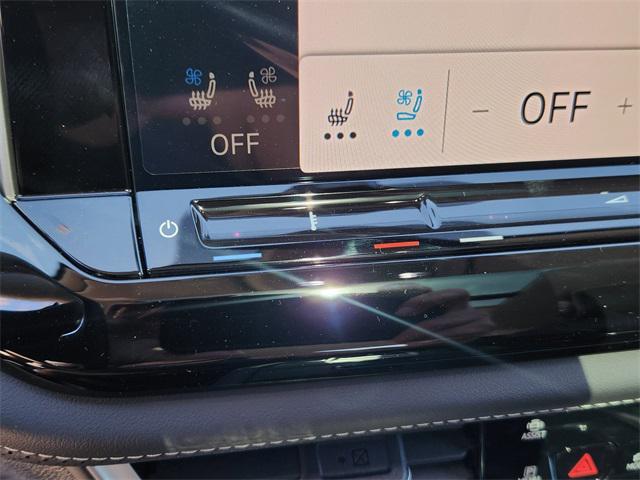 new 2026 Volkswagen Atlas car, priced at $55,543